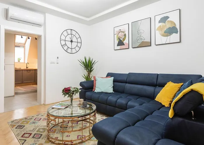 Design 1Bdr Loft Near Kvaternik Square