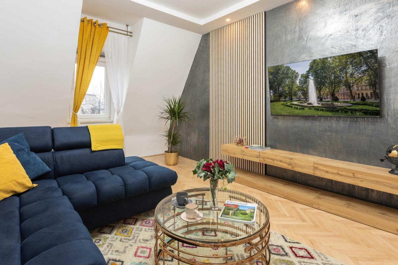 Design 1bdr Loft Near Kvaternik Square *